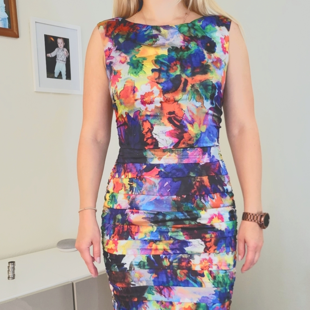 NWOT Floral Fitted Midi Dress